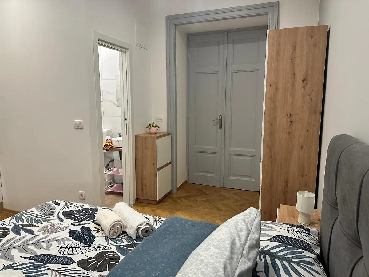 Studio Apartment Fiorello II Rijeka Croatia